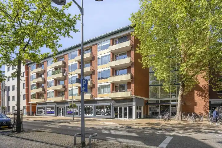 Apartment for sale: Stationsstraat 91, Binnenstad Apeldoorn