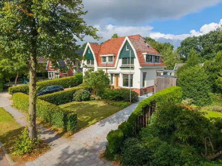 Twee-onder-één-kap te koop: Stationsweg 34, Haren-Zuidoost Haren (Gr)