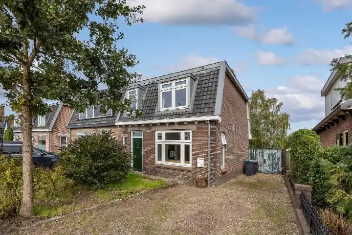 Semi-detached for sale: Stationsweg Oost 229, Hoevelaar Woudenberg