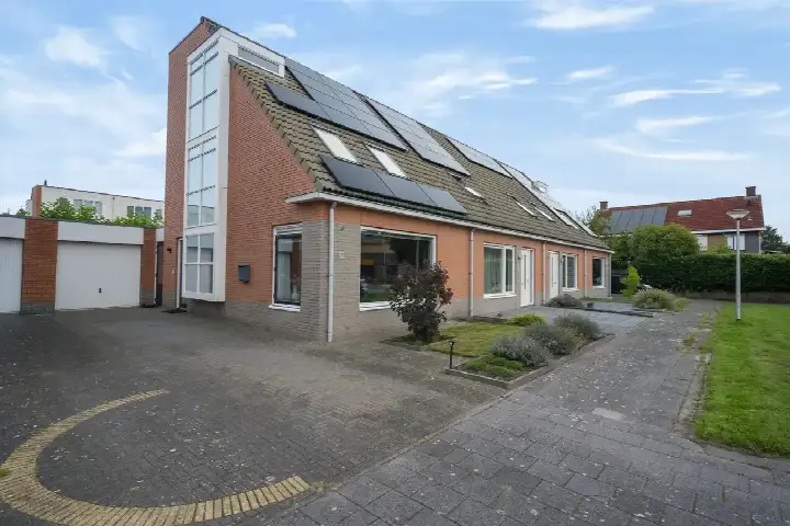 Terraced house for sale: Stedewaarts 32, Kloosterstede Assen