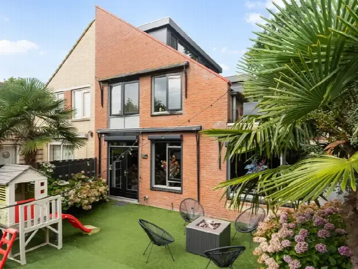 Terraced house for sale: Steeckterpolderstraat 19, Polderbuurt Gouda