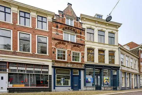 Terraced house for sale: Steegoversloot 13, Bleijenhoek Dordrecht