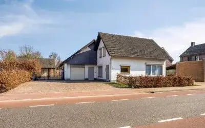Detached house for sale: Steemertseweg 2, Lierop centrum Lierop