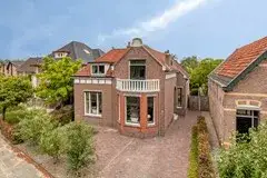 Vrijstaande woning te koop: Steenbergseweg 26, Dinteloord Dinteloord
