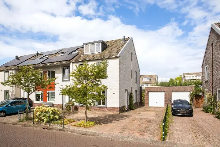 Hoekwoning te koop: Steenenbaak 23, Hoofddorp Floriande West Hoofddorp