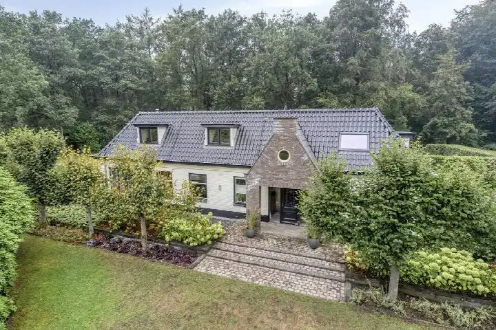 Detached house for sale: Steenvoortseweg 2A, Verspreide huizen Heerde-Zuid Heerde