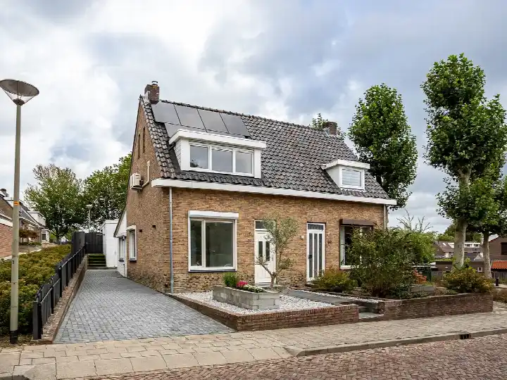 Twee-onder-één-kap te koop: Stekkenberg 34, Groesbeek Stekkenberg Groesbeek