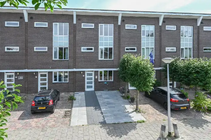 Tussenwoning te koop: Stelling 33, Meerwijk De Kwakel