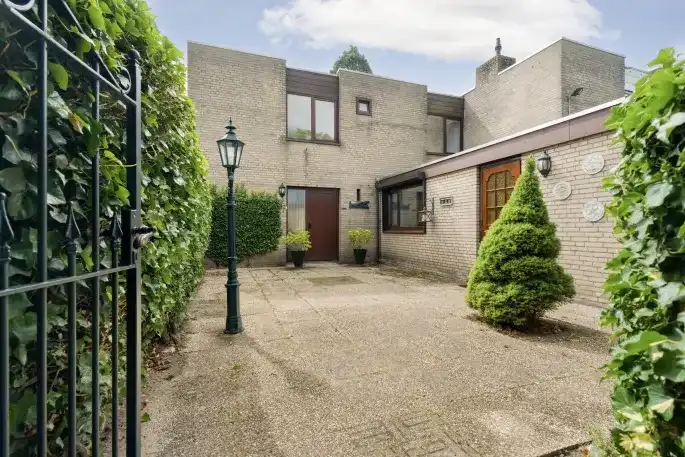 Hoekwoning te koop: Sterkenburglaan 32, Elsweide Arnhem