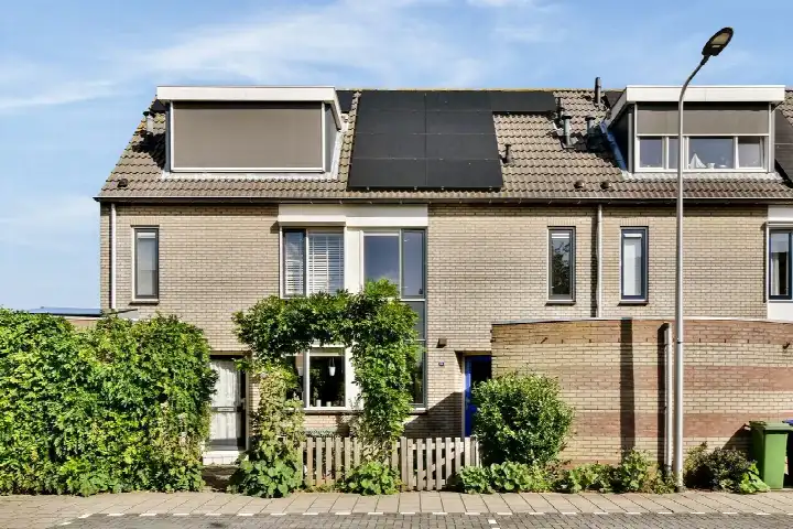Terraced house for sale: Sterremos 36, Oude Tol Reeuwijk