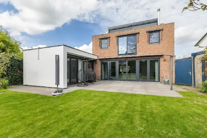 Vrijstaande woning te koop: Sterstraat 4, Ulvenhout Ulvenhout