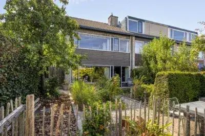 Hoekwoning te koop: Steurendaal 25, Kraayenstein en Vroondaal 'S-Gravenhage