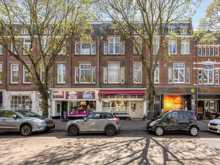 Apartment for sale: Stevinstraat 123, Belgisch Park 'S-Gravenhage