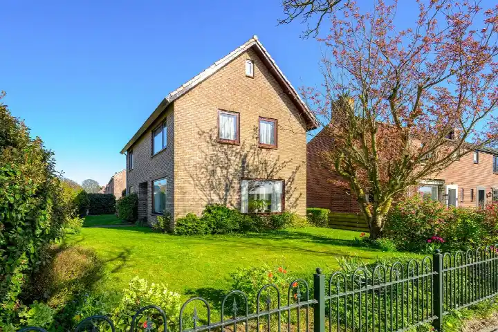 Vrijstaande woning te koop: Stiegerstraat 31, Tuitjenhorn-West en -Zuid Tuitjenhorn