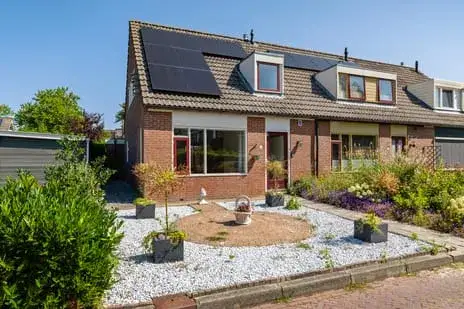 Corner house for sale: Stiekemastraat 1, Kloosterburen Kloosterburen