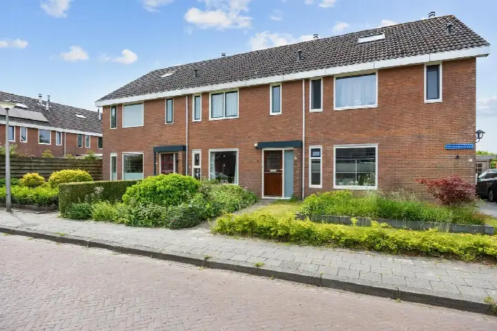 Tussenwoning te koop: Stiekemastraat 4, Kloosterburen Kloosterburen