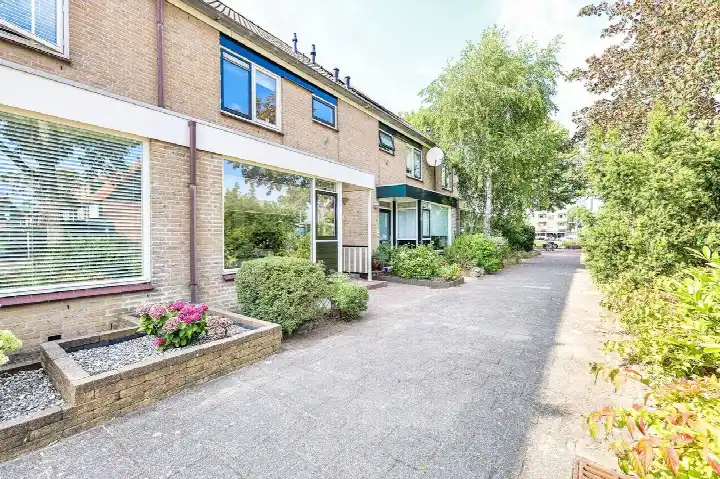 Tussenwoning te koop: Stiermarkenweg 8, Daalmeer-Zuidoost Alkmaar