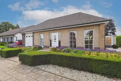 Semi-detached for sale: Stijn Streuvelsstraat 16, Dullaert Hulst