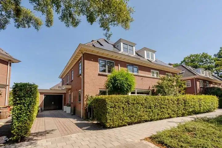 Hoekwoning te koop: Stinzenlaan Zuid 269, Broeckland Breukelen