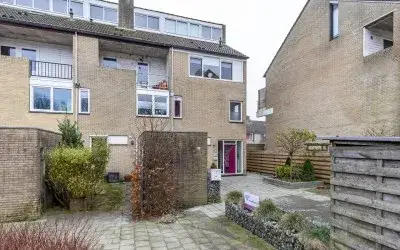 Corner house for sale: Stokerij 52, Gorredijk-IJ buurt Gorredijk