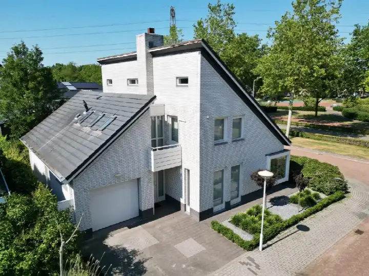 Detached house for sale: Stookheuvel 2, Heuveleind Best