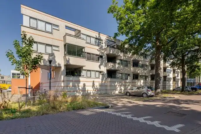 Apartment for sale: Stoomwezenstraat 32, Brummelhof Apeldoorn
