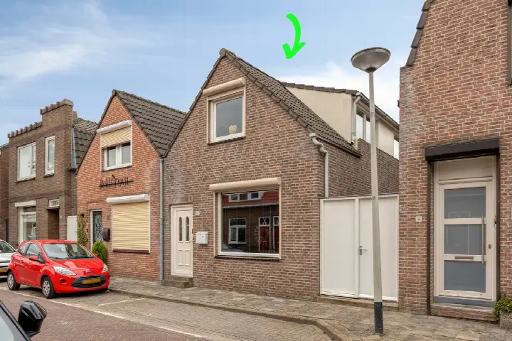 Twee-onder-één-kap te koop: Stoopstraat 61, Spoorstraat-Van Coothlaan Roosendaal