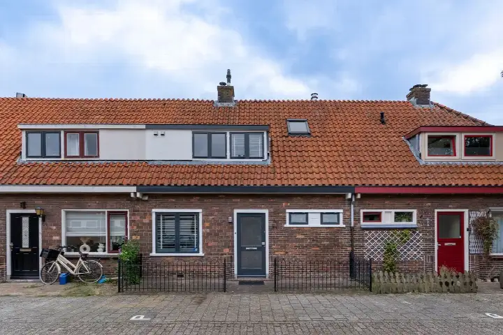 Tussenwoning te koop: Stormerdijkstraat 51, Jutphaas Nieuwegein