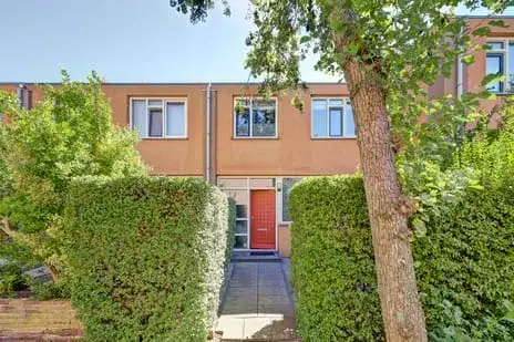 Tussenwoning te koop: Stormshoek 5, Hoogvliet Zuid Hoogvliet Rotterdam