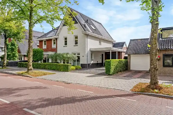 Twee-onder-één-kap te koop: Stoutenburgerlaan 21D, Hoevelaken-Stoutenburgerlaan-Oost Hoevelaken