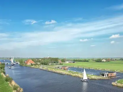 Vrijstaande woning te koop: Straatweg 32, Follega Follega