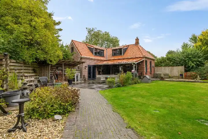 Vrijstaande woning te koop: Streeksterpad 9, Wirdum Wirdum (Gr)