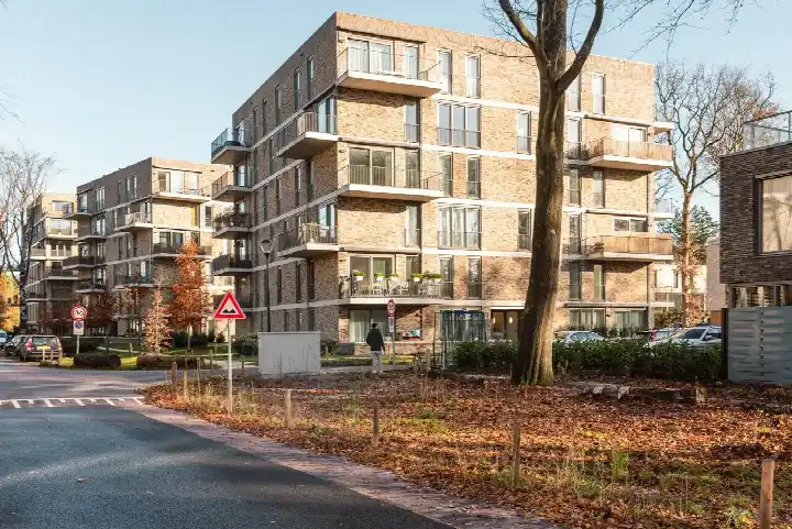 Appartement te huur: Struikheidelaan 43, Landelijk Gebied 93 Hilversum