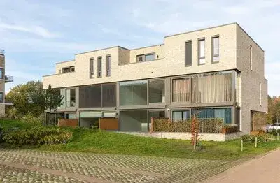 Terraced house for sale: Struikheidelaan 77, Landelijk Gebied 93 Hilversum