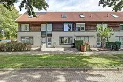 Tussenwoning te koop: Struweel 7, Tweede woonwijk Zeewolde