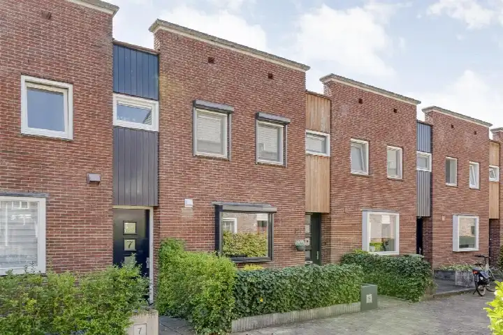 Tussenwoning te koop: Struweelstraat 9, Frankhuis Zwolle