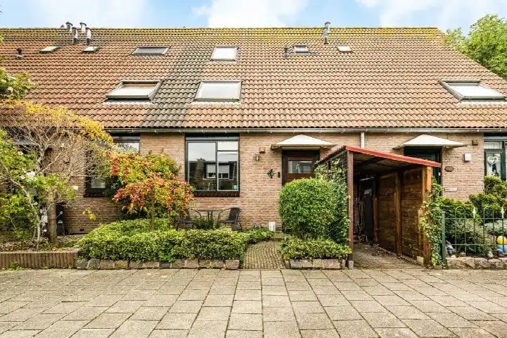 Terraced house for sale: Stuttebos 3, Hoofddorp Overbos Zuid Hoofddorp