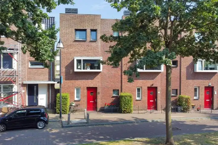 Corner house for sale: Stuurboord 18, Oud-Beijerland Centrum Oud-Beijerland