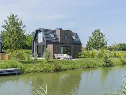 Vrijstaande woning te koop: Suisendijk 16-15, Oude-Tonge haven Oude-Tonge