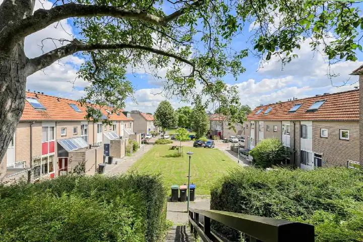 Tussenwoning te koop: Suze Groeneweg-erf 308, Suze Groeneweg-erf en omgeving Dordrecht