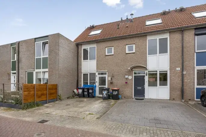 Tussenwoning te koop: Suze Groeneweg-erf 378, Suze Groeneweg-erf en omgeving Dordrecht