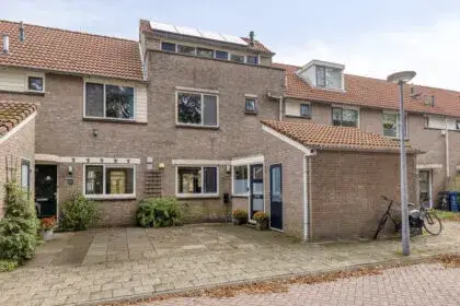 Tussenwoning te koop: Suze Groenewegstraat 38, Daalmeer-Zuidoost Alkmaar