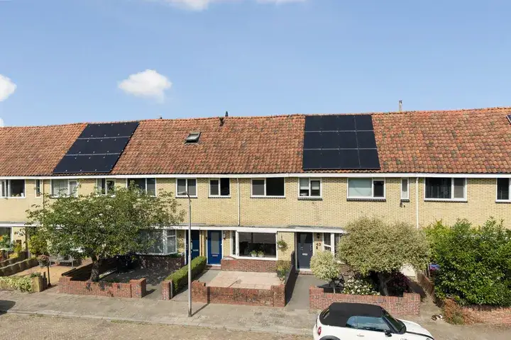 Tussenwoning te koop: SWAMMERDAMSTRAAT 41, Zamenhofpark Leeuwarden