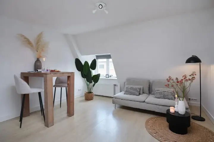 Appartement te koop: Sweder van Zuylenweg 3D, Julianapark en omgeving Utrecht