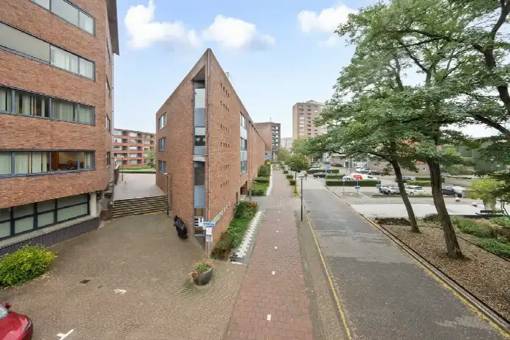 Apartment for sale: 't Cour 12, Stationsgebied Helmond