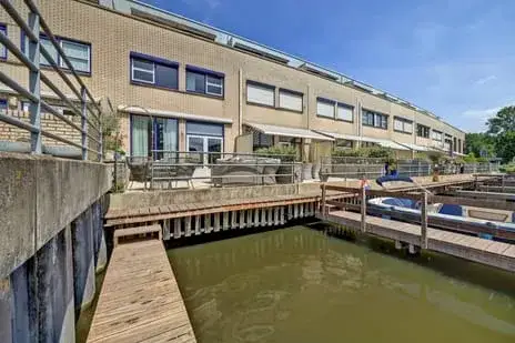 Tussenwoning te koop: 't Schip 8, Witte Hek Katwijk (Zh)