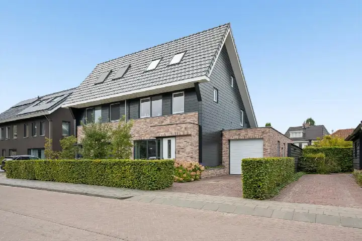 Semi-detached for sale: 't Veld 24, Overberg Overberg