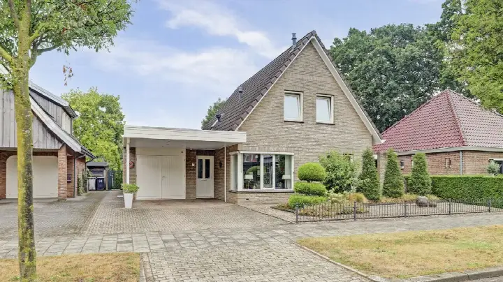 Detached house for sale: 't Veld 36, Markgraven Almelo