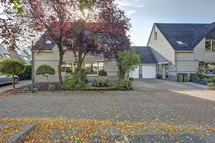 Tussenwoning te koop: Tabakslaan 10, Gezonken Hoek Veenendaal