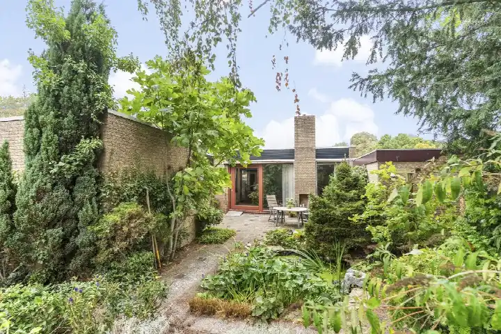 Hoekwoning te koop: Talmaplantsoen 24, Staatsliedenbuurt-Zuid Zwijndrecht